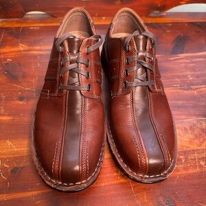 Clarks Brown Leather Shoes